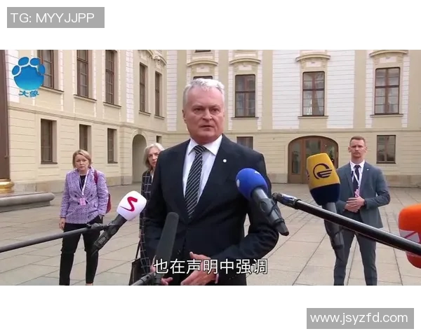 德国足球明星事件引发的舆论风波与社会反响分析