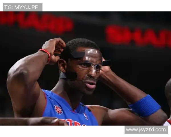 日本足球明星戴面具的精彩瞬间与背后故事揭秘