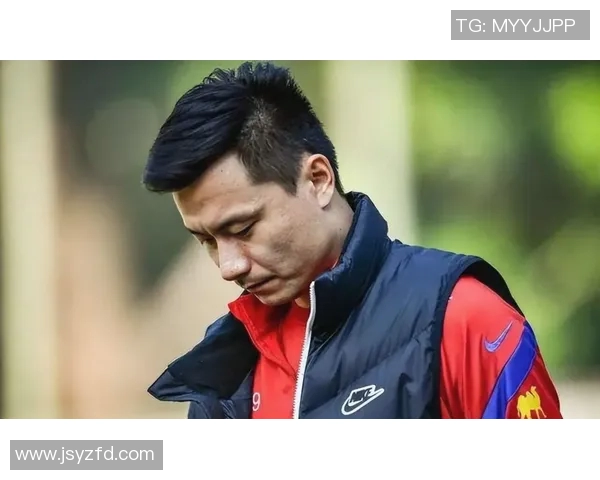 追逐梦想的少年他渴望成为篮球场上的明星与荣耀