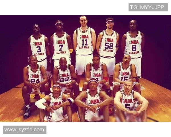 璀璨星光下的篮球梦：明星球员插画艺术的魅力与创意探索